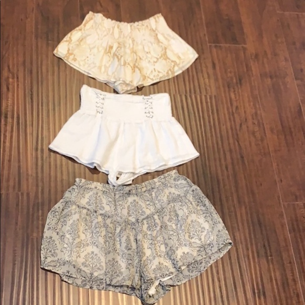 Bundle of 3 Shorts skort size small great condition